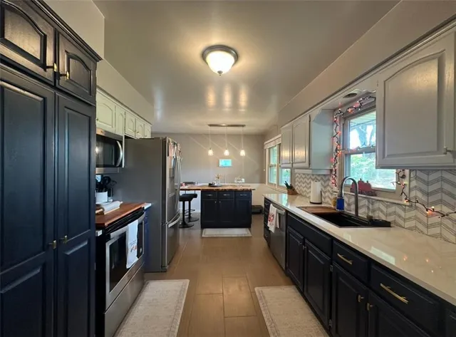 $323,000 | 3128 Floral Avenue, St. Joseph, MO 64506