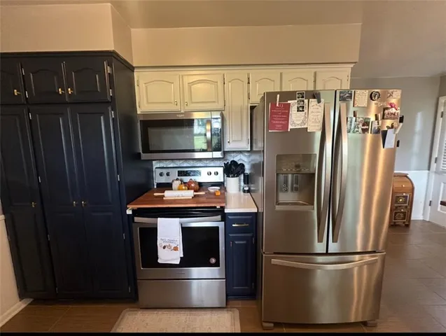 $323,000 | 3128 Floral Avenue, St. Joseph, MO 64506