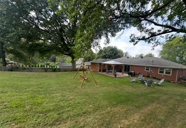 $323,000 | 3128 Floral Avenue, St. Joseph, MO 64506