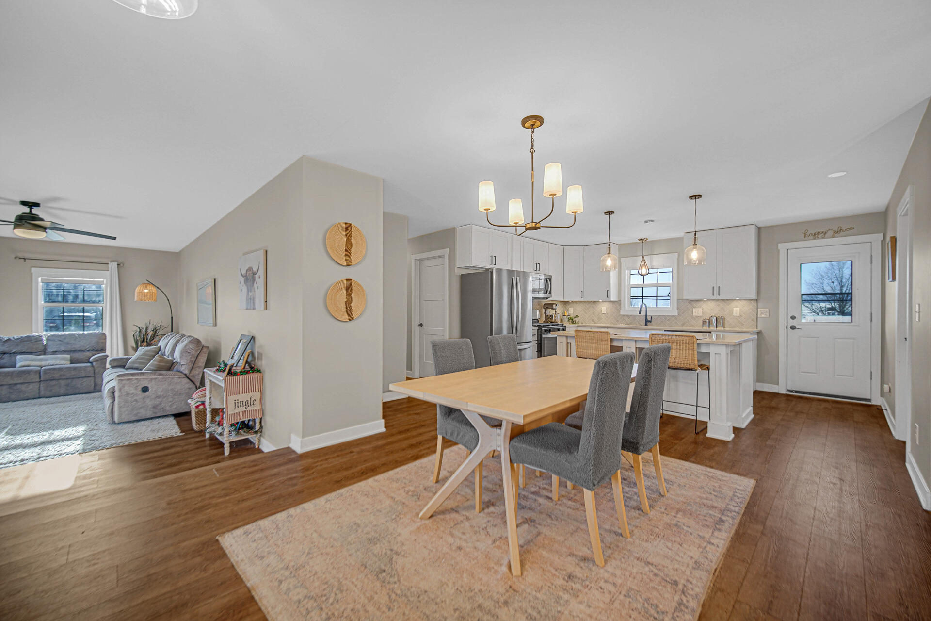 217 Hemlock Lane Crown Point, IN 46307 - Photo 2 of 26 1920x1280