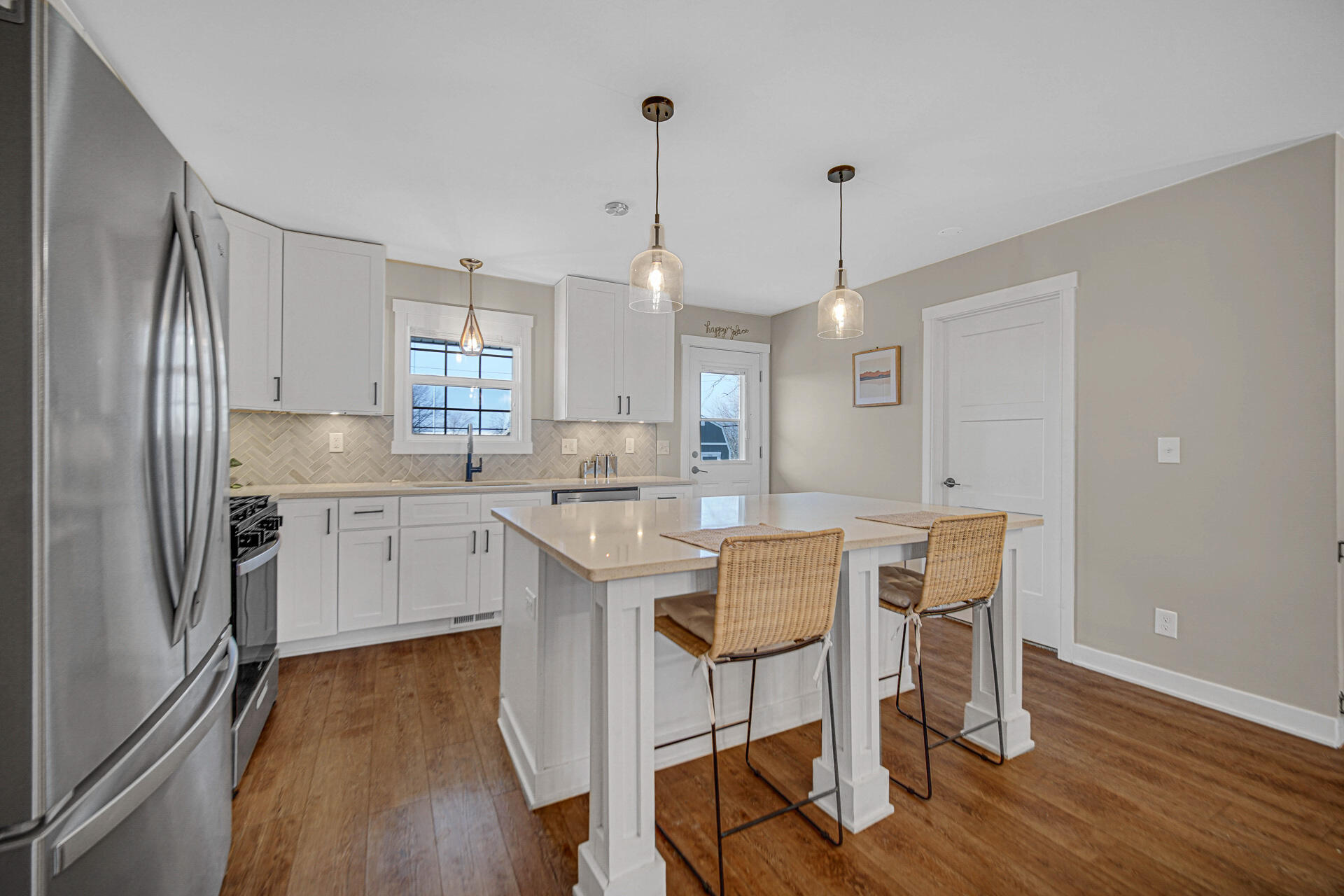 217 Hemlock Lane Crown Point, IN 46307 - Photo 4 of 26 1920x1280