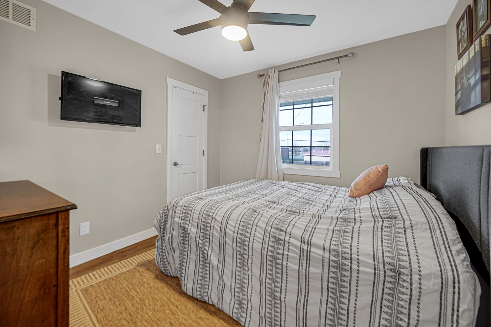 217 Hemlock Lane Crown Point, IN 46307 - Photo 8 of 26 1620x1080