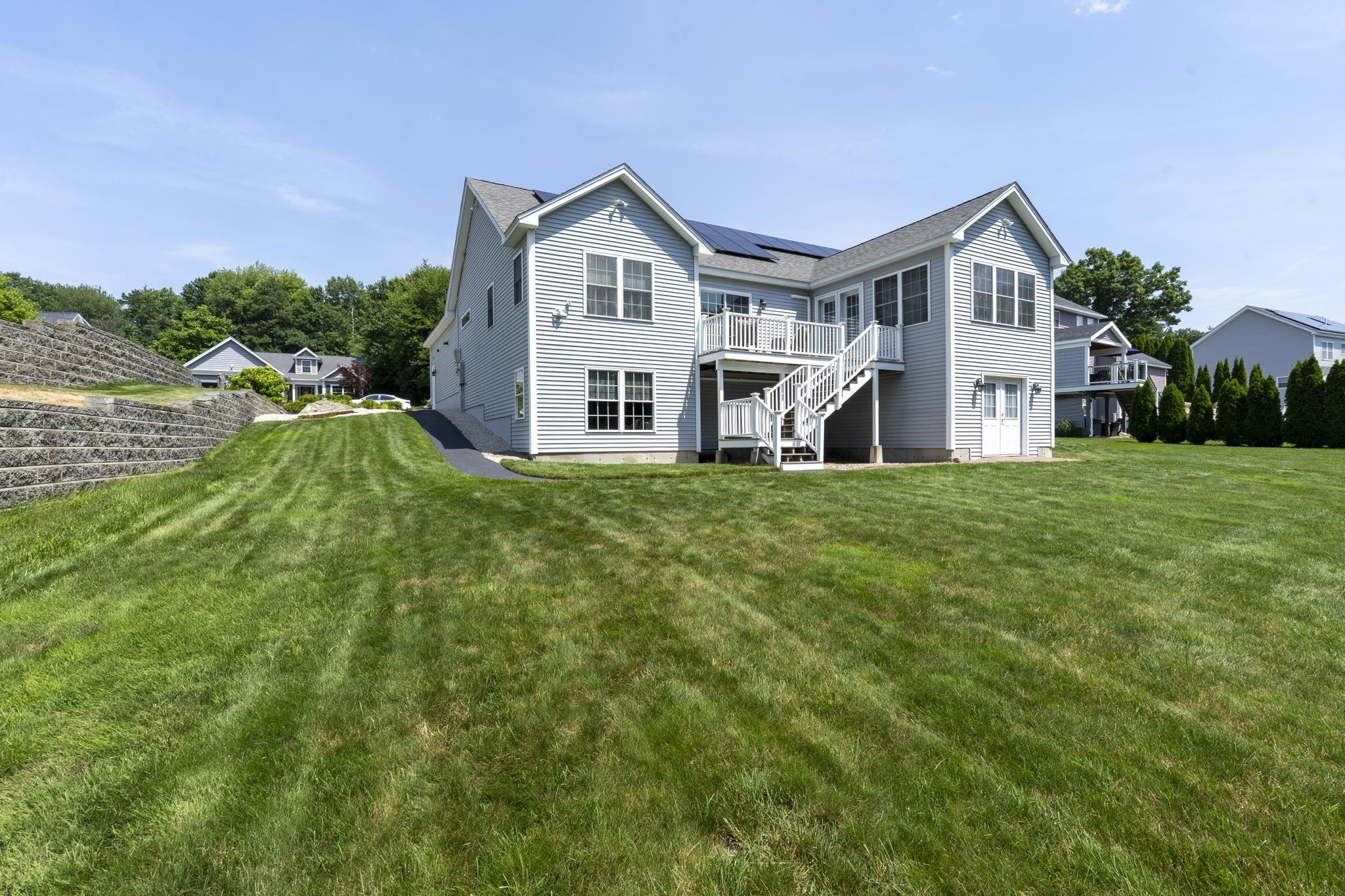 9 Rae Brook Road Hooksett, NH 03106 - Photo 35 of 37