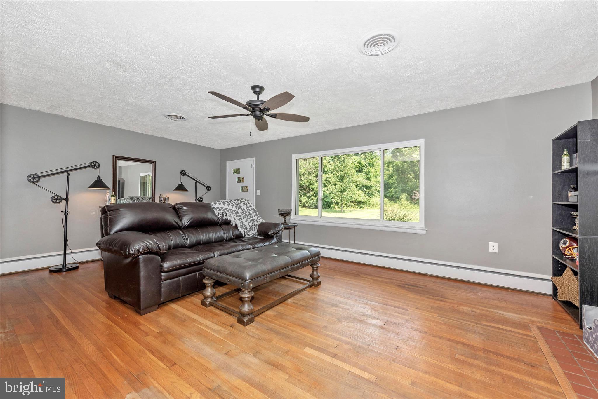 6637 Mt Phillip Road Frederick, MD 21703 - Photo 9 of 52 Gallery Image 9
