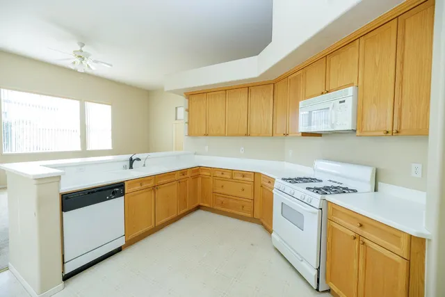 $585,000 | 3144 La Costa Lane, Modesto, CA 95355