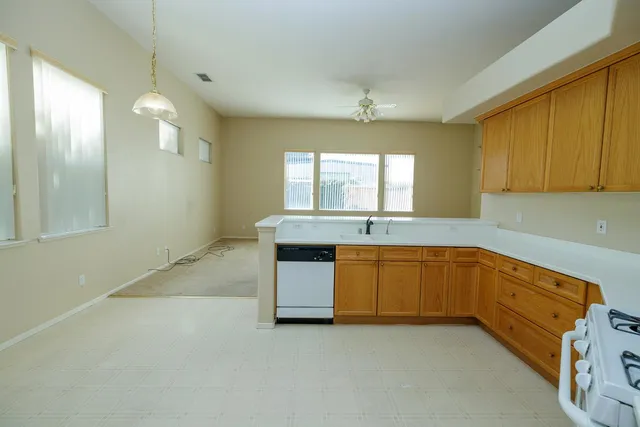 $585,000 | 3144 La Costa Lane, Modesto, CA 95355