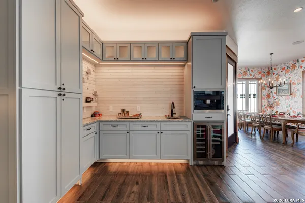 $3,985,000 | 13944 Farm To Market 32, Fischer, TX 78623
