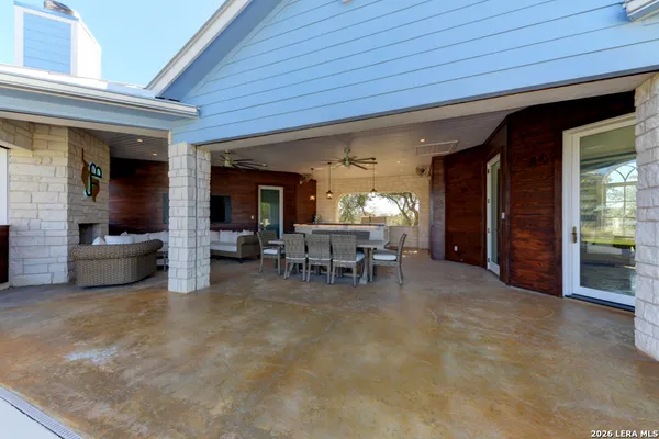 $3,985,000 | 13944 Farm To Market 32, Fischer, TX 78623