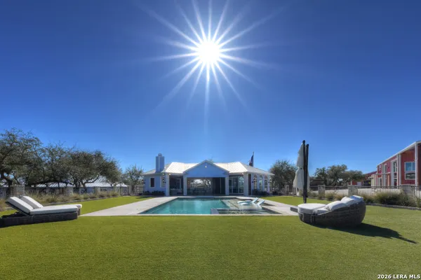 $3,985,000 | 13944 Farm To Market 32, Fischer, TX 78623