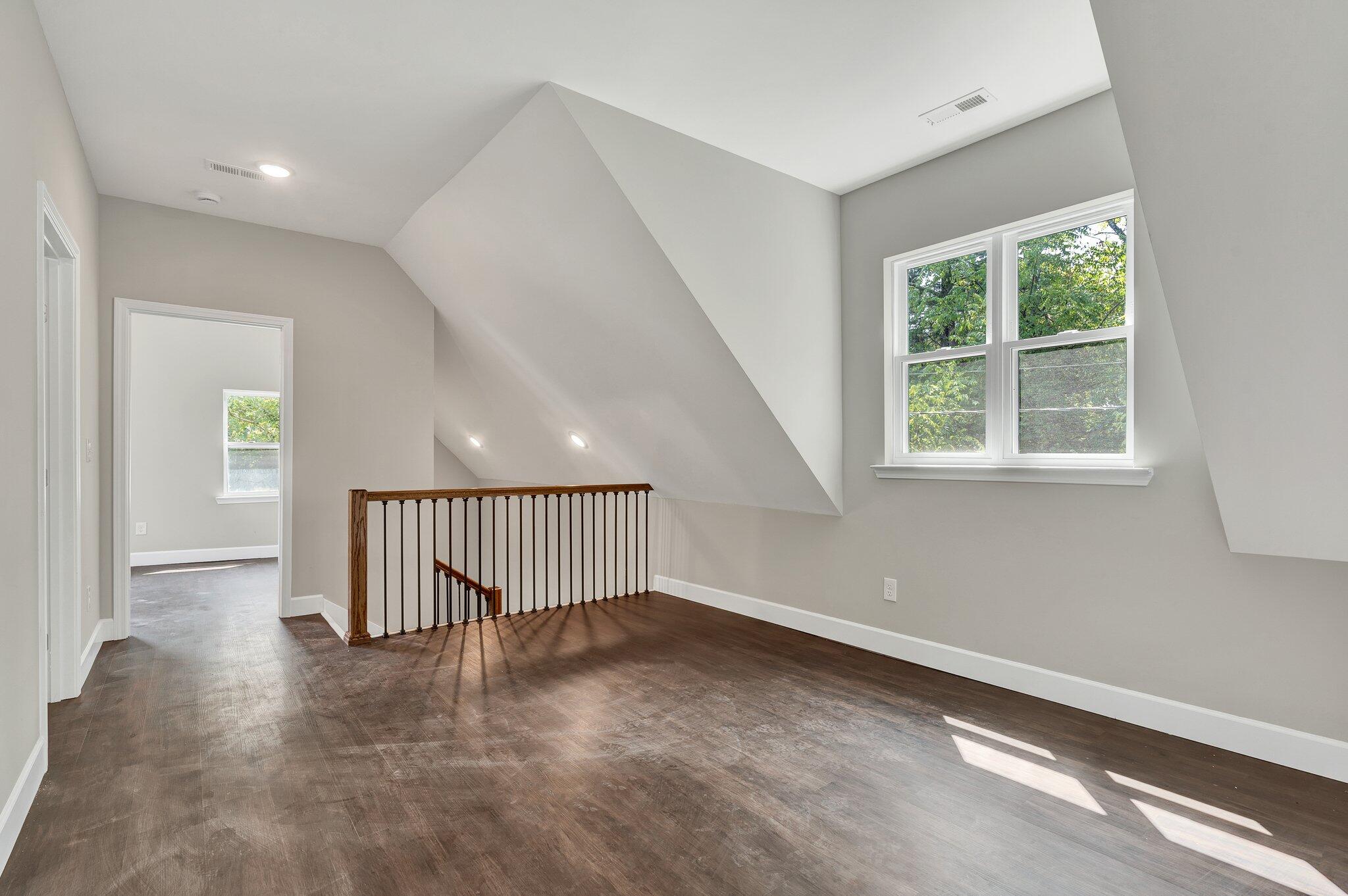 1515 Old Ringgold Road Chattanooga, TN 37404 - Photo 20 of 24 35-web-or-mls-DSC05923