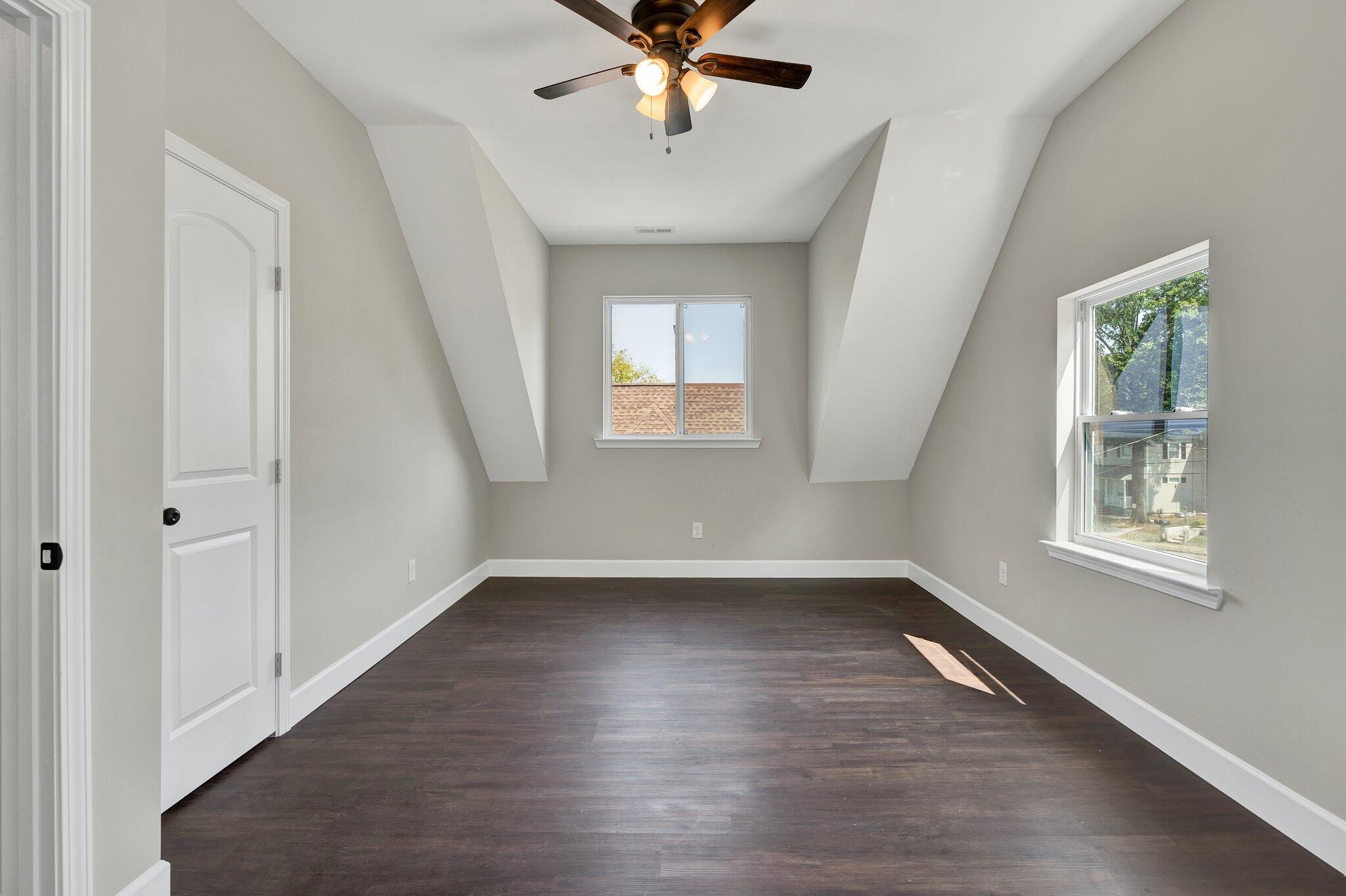 1515 Old Ringgold Road Chattanooga, TN 37404 - Photo 21 of 24 37-web-or-mls-DSC05934