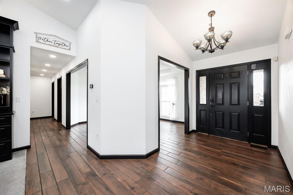 9715 Winchester Street Mascoutah, IL 62258 - Photo 6 of 48