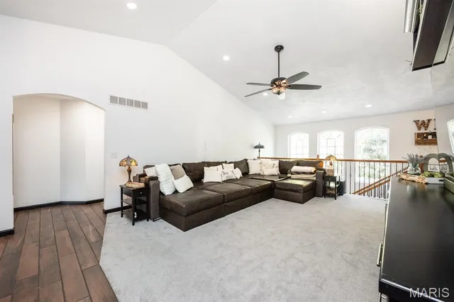 $559,000 | 9715 Winchester Street, Mascoutah, IL 62258