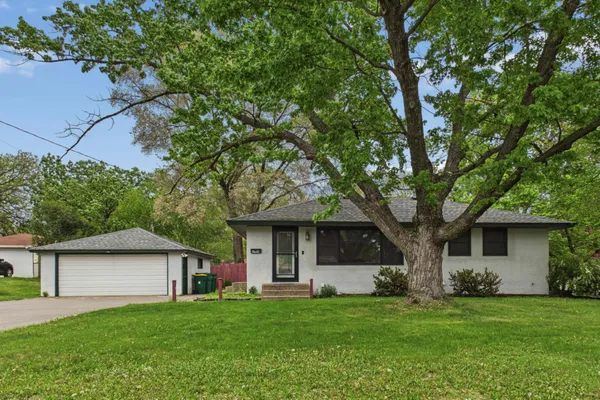 $304,000 | 6924 Drew Avenue North, Minneapolis, MN 55429