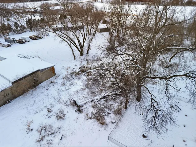 $55,000 | 572 Thronson Drive, Edgerton, WI 53534