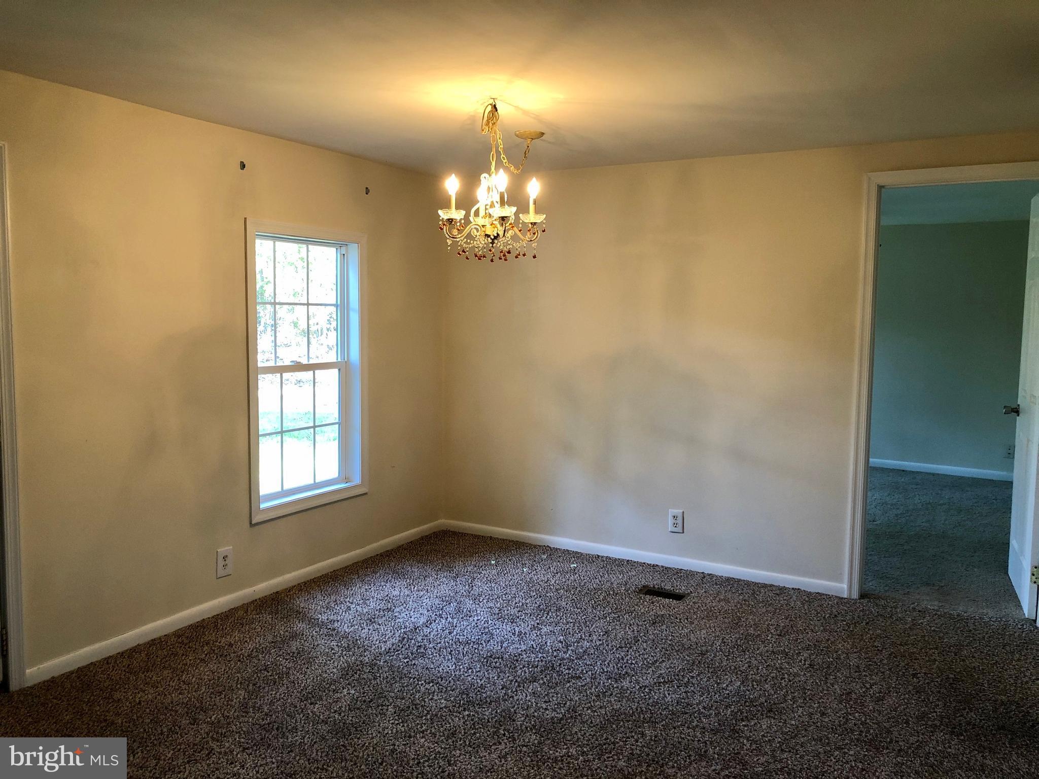22580 Point Lookout Road Leonardtown, MD 20650 - Photo 14 of 19 Dining