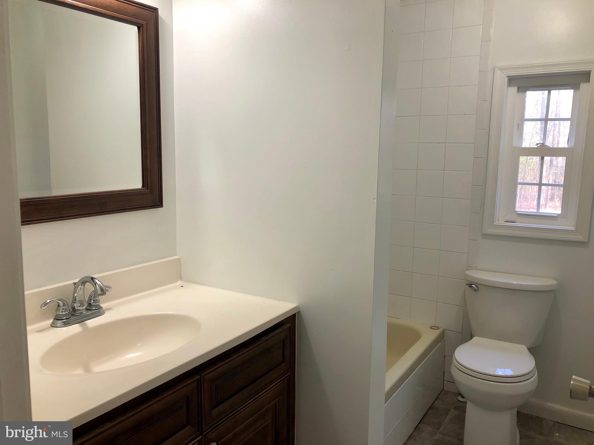 22580 Point Lookout Road Leonardtown, MD 20650 - Photo 10 of 19 2nd Bathroom