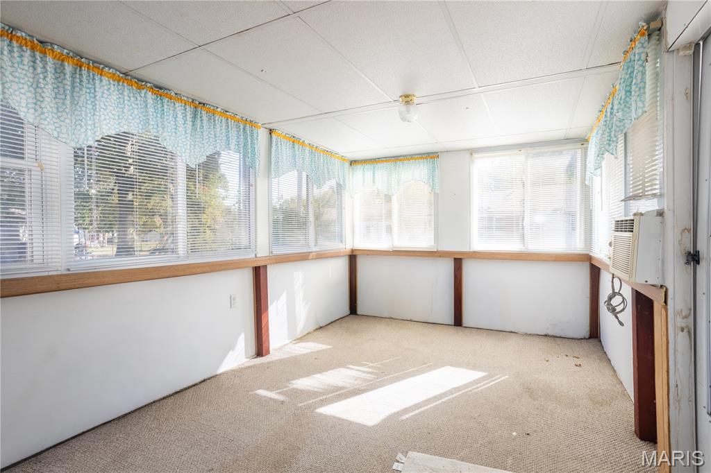 4464 Mohegan Drive St. Louis, MO 63123 - Photo 15 of 39