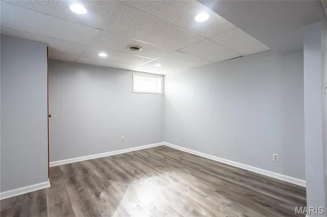 $2,100 | 4464 Mohegan Drive, St. Louis, MO 63123