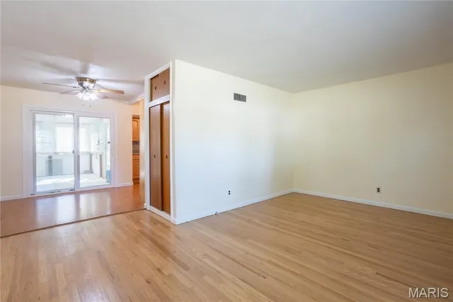 $2,100 | 4464 Mohegan Drive, St. Louis, MO 63123