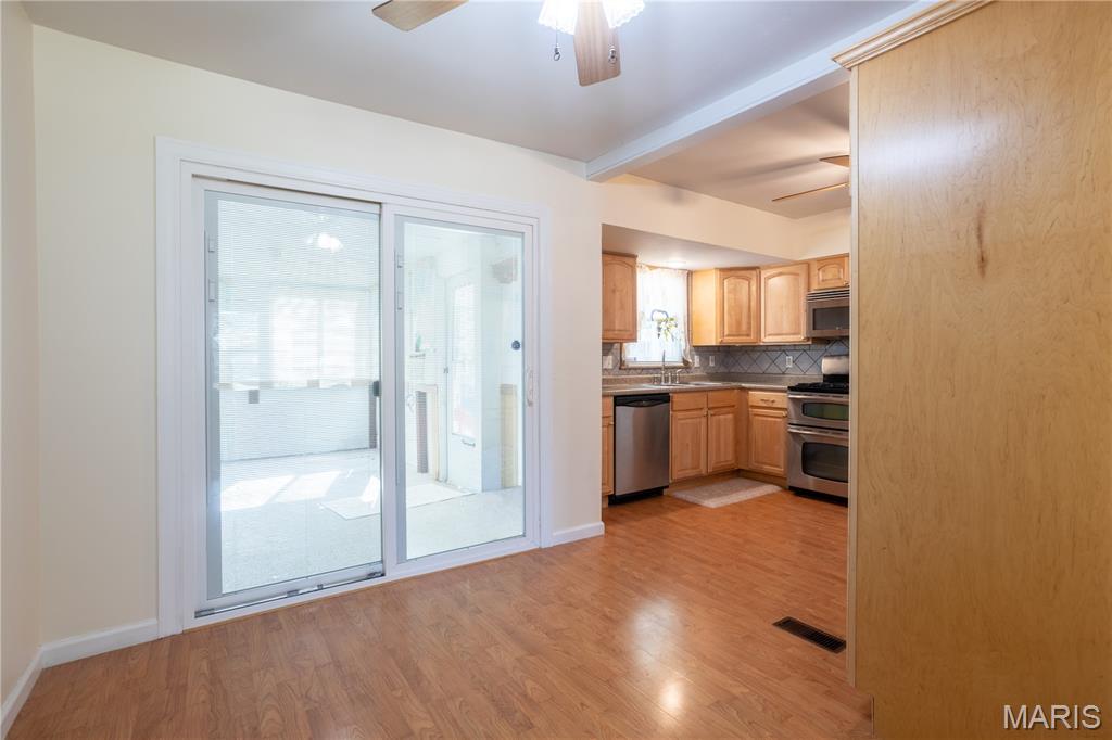 4464 Mohegan Drive St. Louis, MO 63123 - Photo 10 of 39