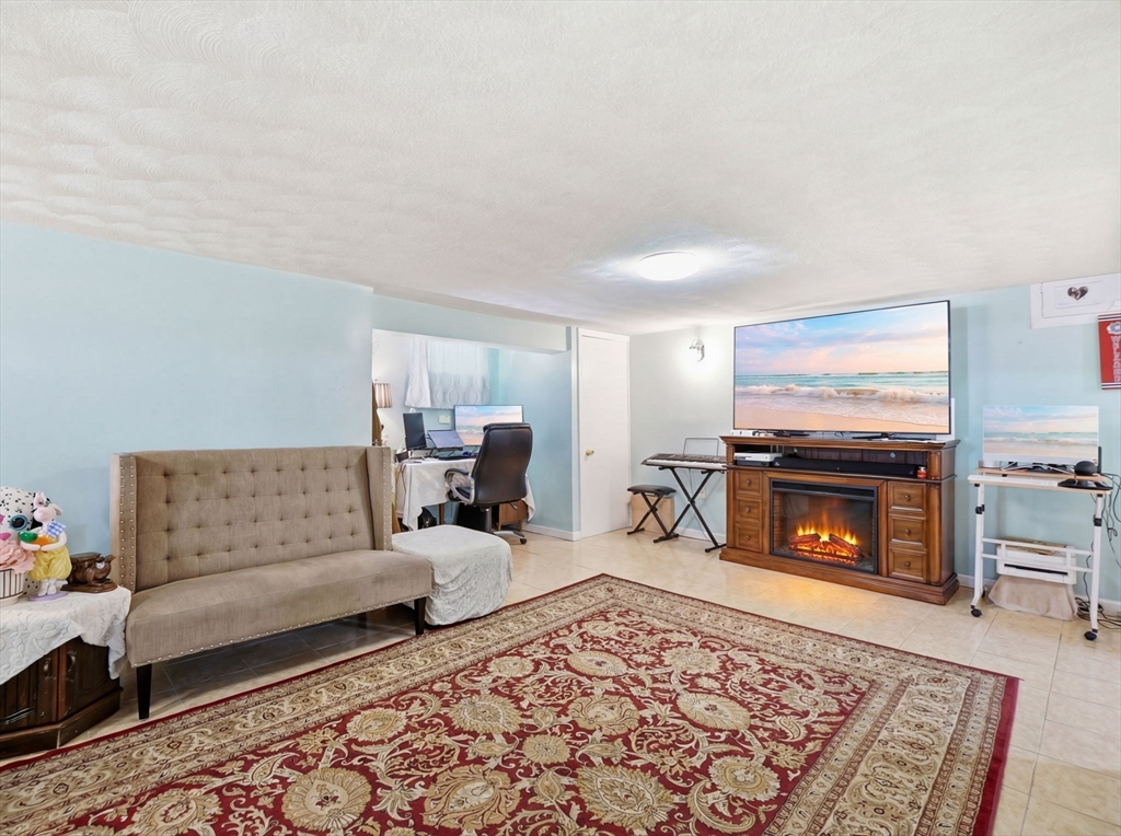 44 Dunster Road Everett, MA 02149 - Photo 14 of 24