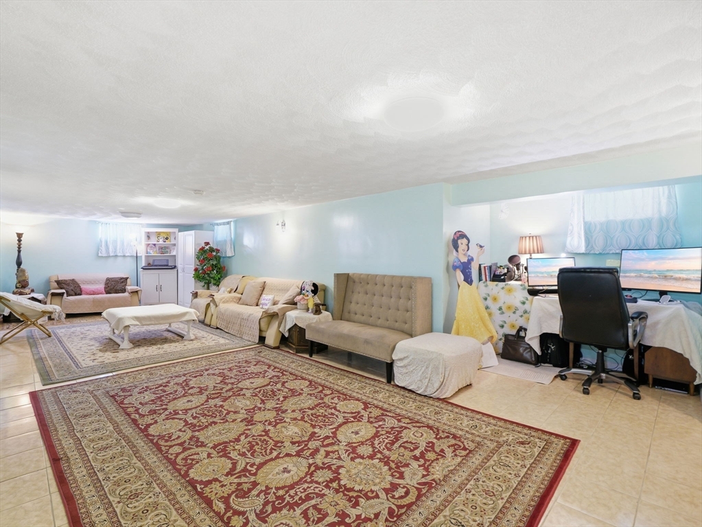 44 Dunster Road Everett, MA 02149 - Photo 15 of 24