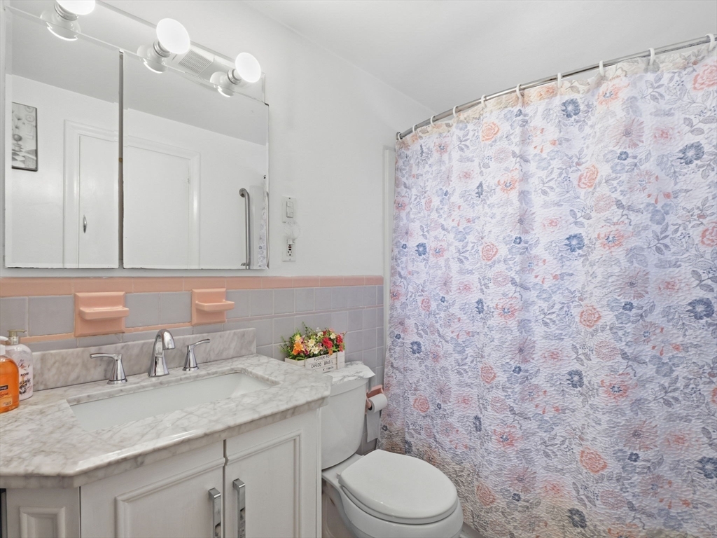 44 Dunster Road Everett, MA 02149 - Photo 9 of 24