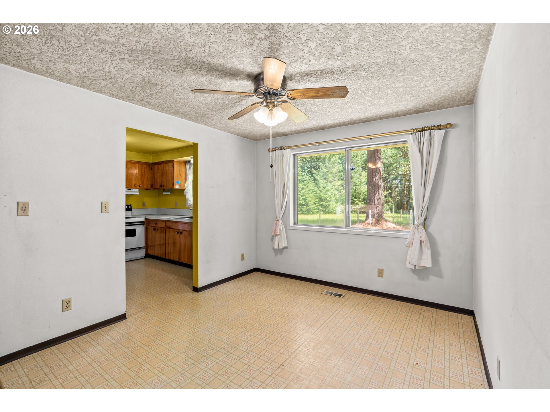 23560 Suttle Road Veneta, OR 97487 - Photo 21 of 42