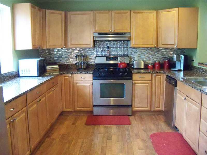 5586 Glass Road Pittsburgh, PA 15205 - Photo 5 of 25 Kitchen.