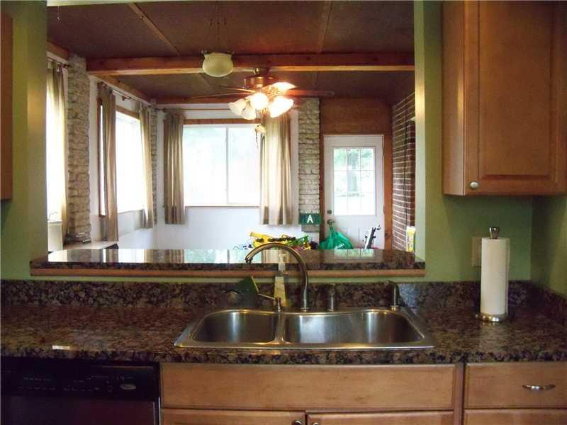 5586 Glass Road Pittsburgh, PA 15205 - Photo 8 of 25 Kitchen.