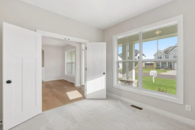 $940,300 | 4789 131st Court Northeast, Blaine, MN 55449