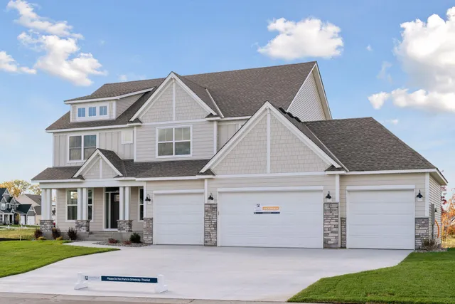 $940,300 | 4789 131st Court Northeast, Blaine, MN 55449