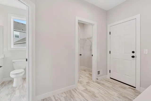 $940,300 | 4789 131st Court Northeast, Blaine, MN 55449