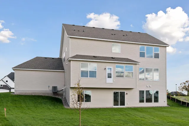 $940,300 | 4789 131st Court Northeast, Blaine, MN 55449