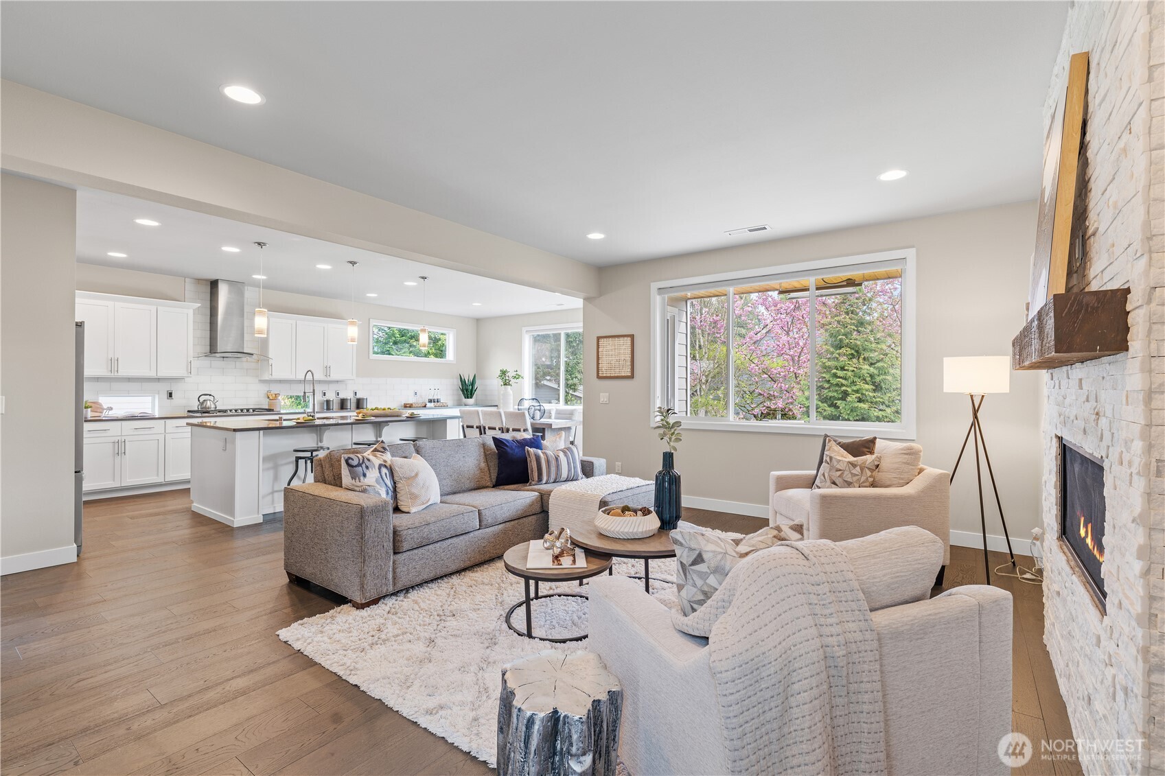 17712 88th Place Northeast Bothell, WA 98011 - Photo 5 of 40