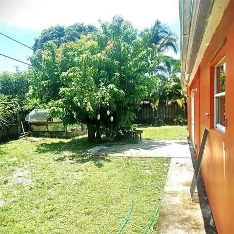 $474,900 | 206 Gale Place, West Palm Beach, FL 33409