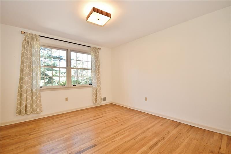 620 Foxhurst Road Pittsburgh, PA 15238 - Photo 13 of 23 Home off/den directly off of the kitchen
