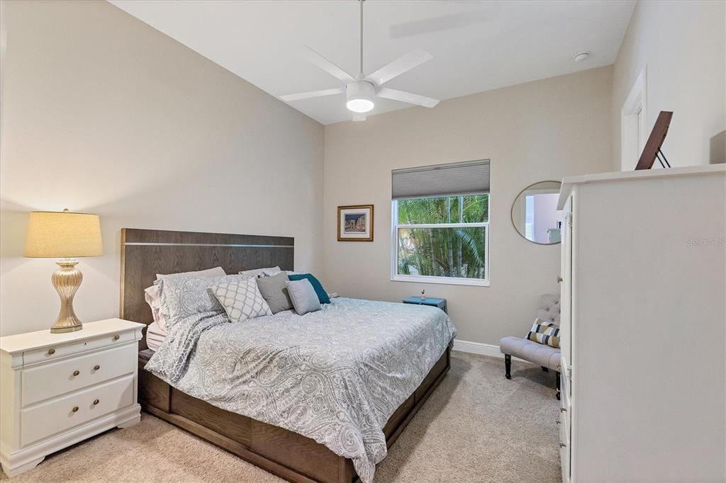 1614 Bay Road Sarasota, FL 34231 - Photo 23 of 51 Gallery Image 23