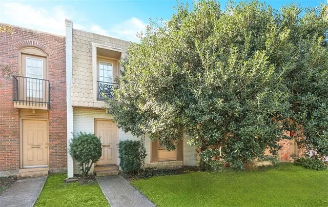 $1,800 | Undisclosed Address, Metairie, LA 70001