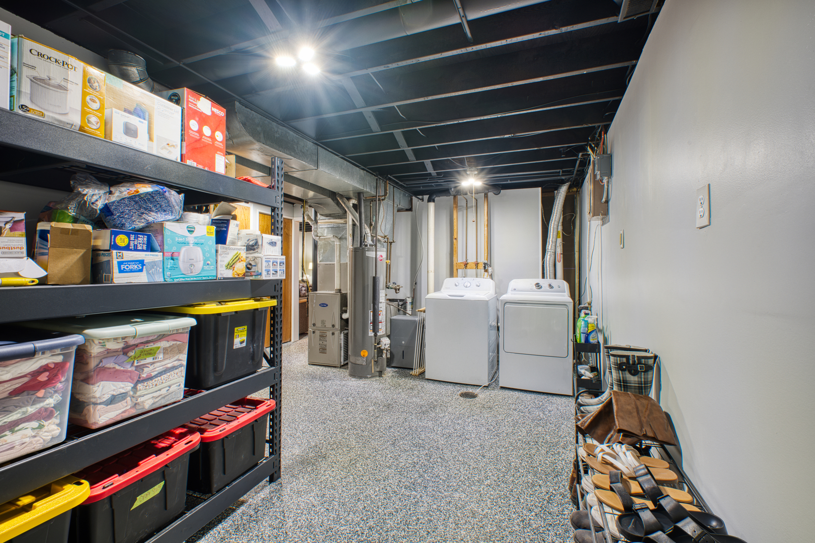 2313 Lafayette Terrace Clinton, IA 52732 - Photo 29 of 39 a utility room with dryer and washer