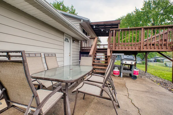 $159,000 | 2313 Lafayette Terrace, Clinton, IA 52732