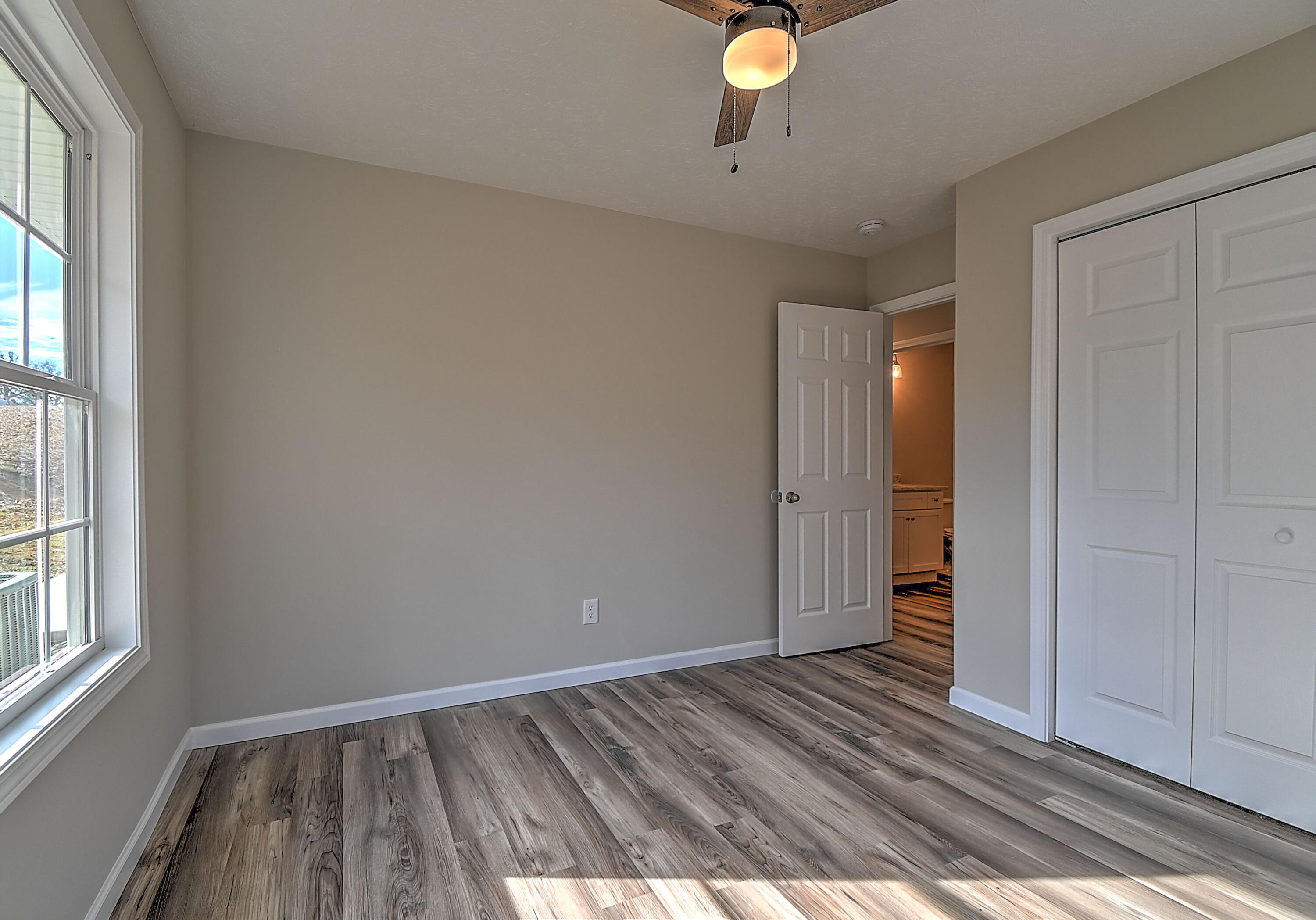 221 Hicks Road Jonesborough, TN 37659 - Photo 14 of 25 13