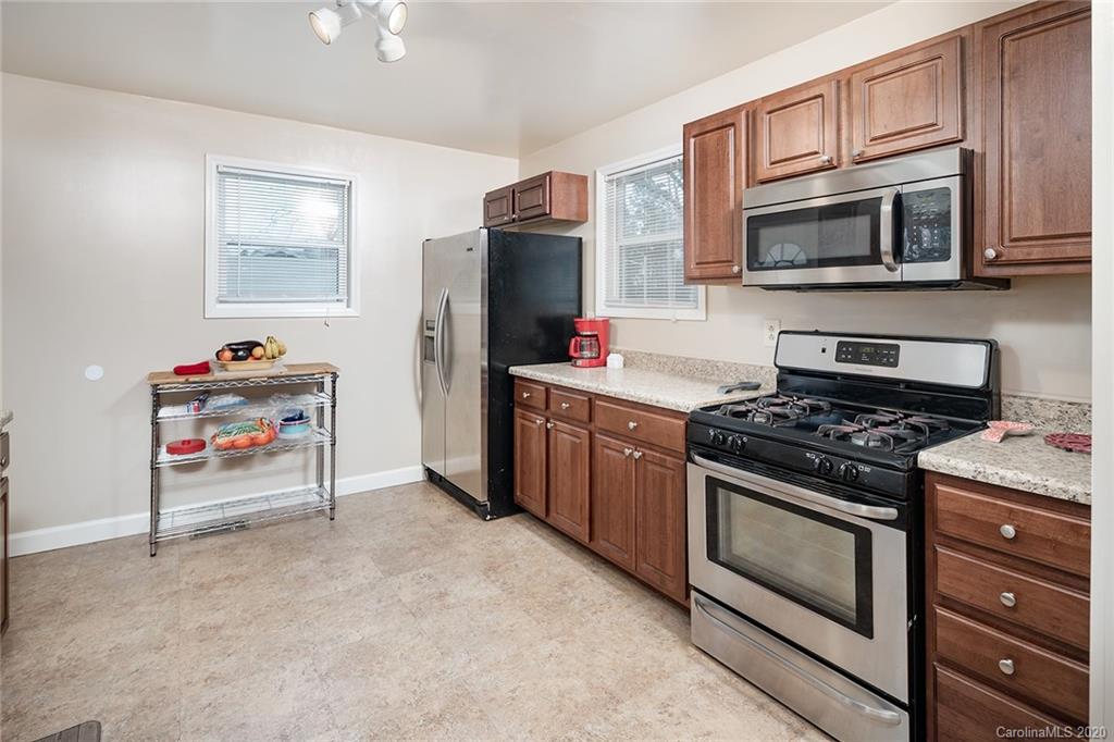 2608 Williams Road Matthews, NC 28105 - Photo 11 of 29