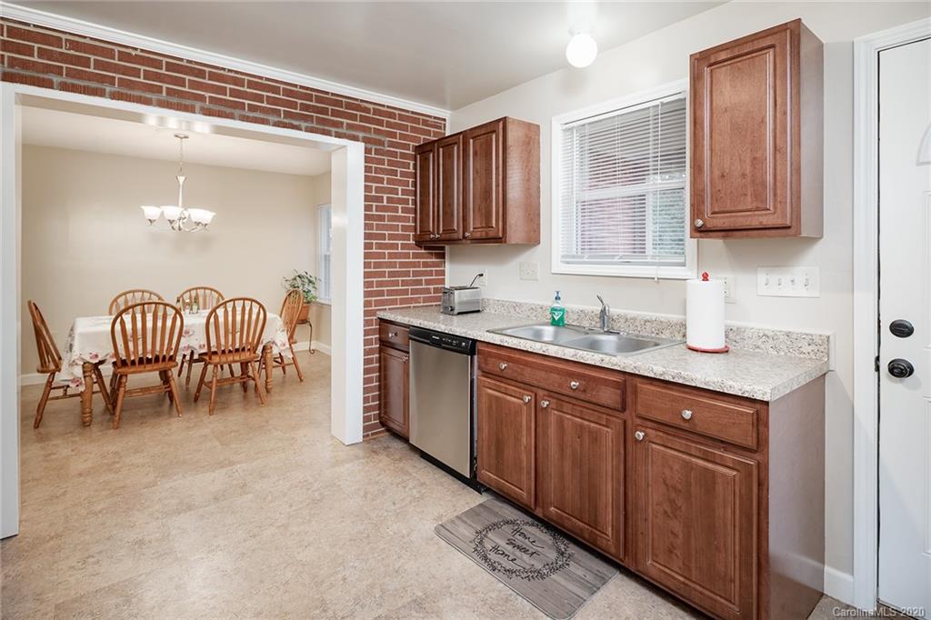 2608 Williams Road Matthews, NC 28105 - Photo 14 of 29
