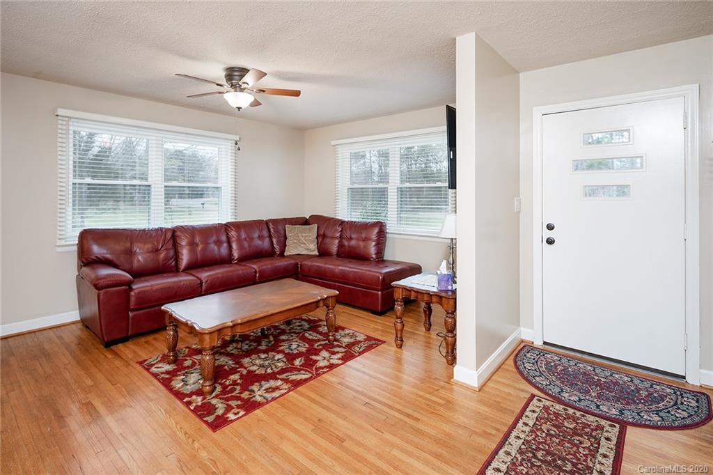 2608 Williams Road Matthews, NC 28105 - Photo 4 of 29