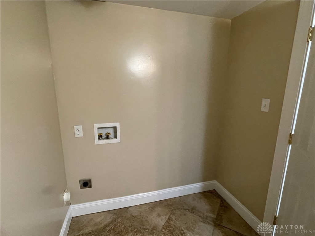 5270 Marshall Road Centerville, OH 45429 - Photo 13 of 28