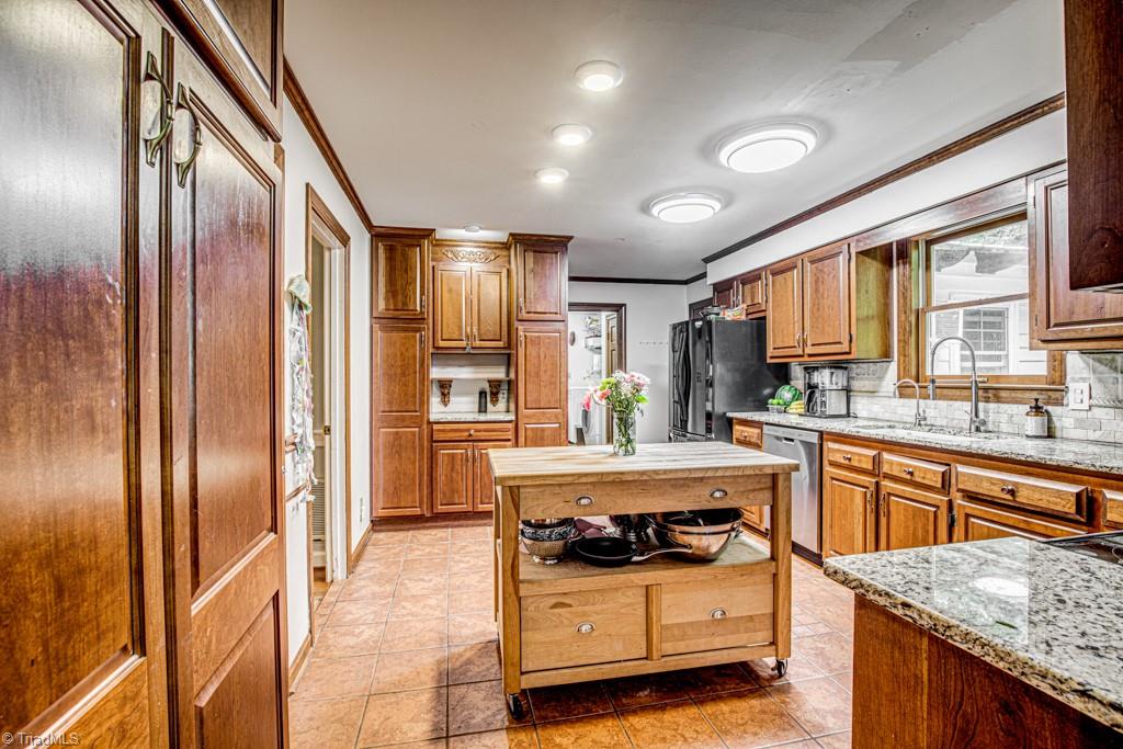 3745 Milhaven Road Winston-Salem, NC 27106 - Photo 12 of 45 Gallery Image 12