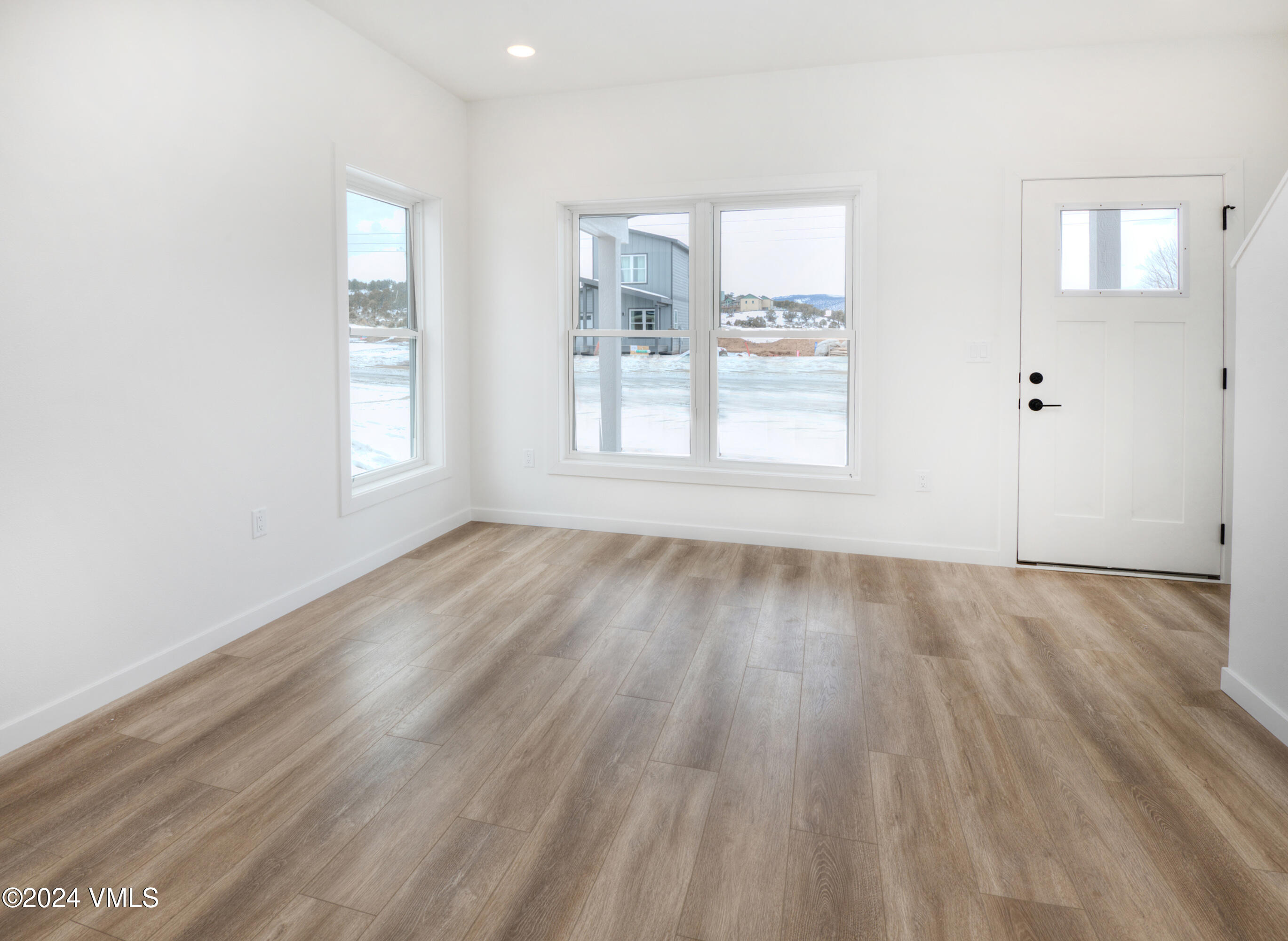 405 Blackhawk Road Gypsum, CO 81637 - Photo 13 of 31 125-Blackhawk-Rd-MLS_09