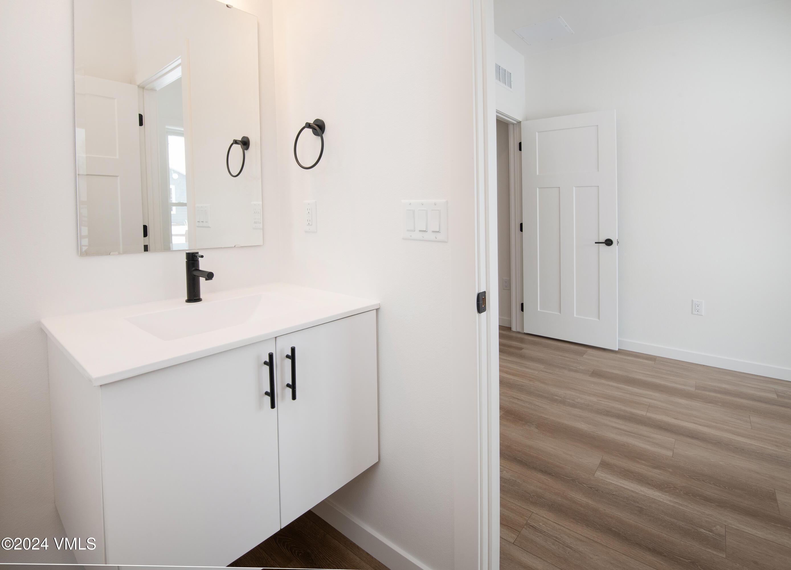 405 Blackhawk Road Gypsum, CO 81637 - Photo 23 of 31 125-Blackhawk-Rd-MLS_27